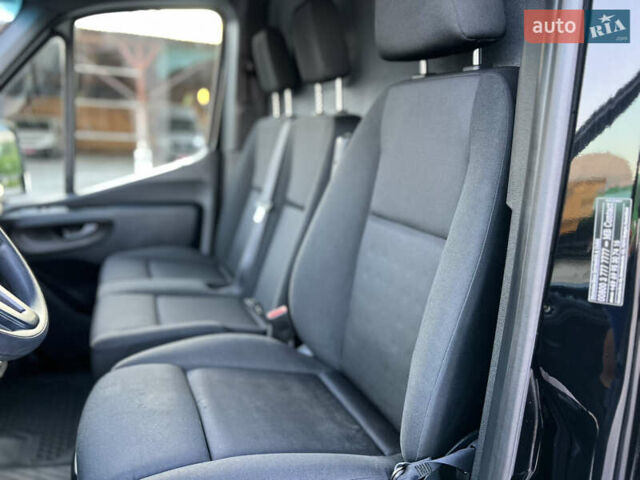 Черный Мерседес Sprinter, объемом двигателя 2.2 л и пробегом 247 тыс. км за 33900 $, фото 20 на Automoto.ua