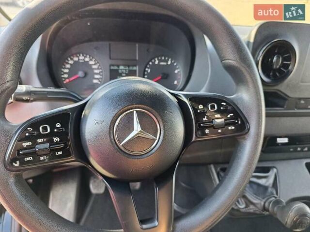 Черный Мерседес Sprinter, объемом двигателя 2.2 л и пробегом 278 тыс. км за 24700 $, фото 13 на Automoto.ua