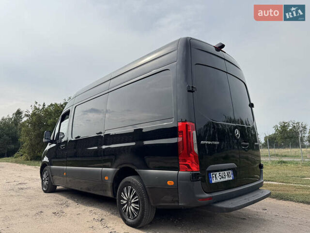 Чорний Мерседес Sprinter, об'ємом двигуна 2.2 л та пробігом 198 тис. км за 30800 $, фото 6 на Automoto.ua