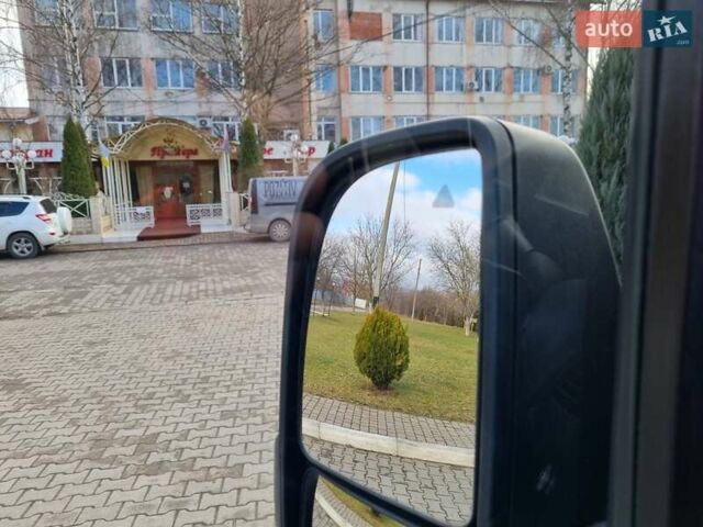Черный Мерседес Sprinter, объемом двигателя 2.99 л и пробегом 596 тыс. км за 32250 $, фото 16 на Automoto.ua
