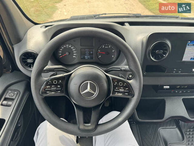 Чорний Мерседес Sprinter, об'ємом двигуна 2.2 л та пробігом 198 тис. км за 30800 $, фото 42 на Automoto.ua