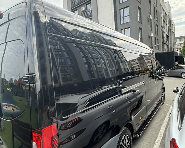 Черный Мерседес Sprinter, объемом двигателя 2.14 л и пробегом 130 тыс. км за 55000 $, фото 8 на Automoto.ua