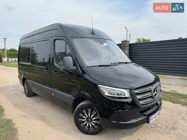 Чорний Мерседес Sprinter, об'ємом двигуна 2.2 л та пробігом 198 тис. км за 30800 $, фото 3 на Automoto.ua