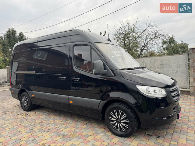 Черный Мерседес Sprinter, объемом двигателя 2.2 л и пробегом 200 тыс. км за 28500 $, фото 4 на Automoto.ua