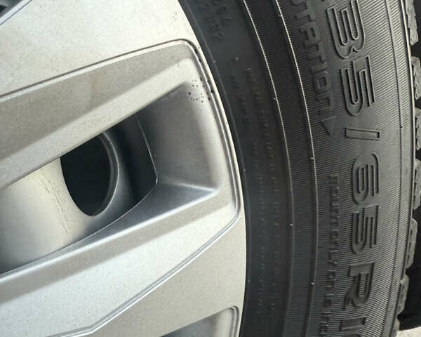 Черный Мерседес Sprinter, объемом двигателя 2.2 л и пробегом 349 тыс. км за 28900 $, фото 50 на Automoto.ua