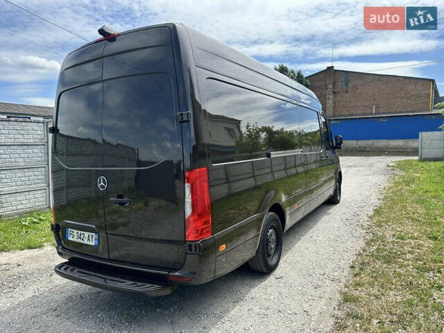 Черный Мерседес Sprinter, объемом двигателя 2.2 л и пробегом 168 тыс. км за 27900 $, фото 12 на Automoto.ua