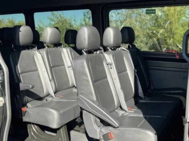 Черный Мерседес Sprinter, объемом двигателя 3 л и пробегом 34 тыс. км за 13500 $, фото 11 на Automoto.ua