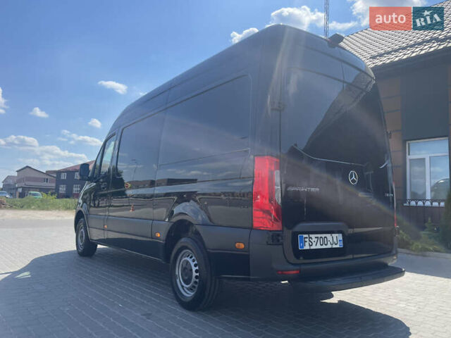 Черный Мерседес Sprinter, объемом двигателя 2.2 л и пробегом 207 тыс. км за 22000 $, фото 8 на Automoto.ua