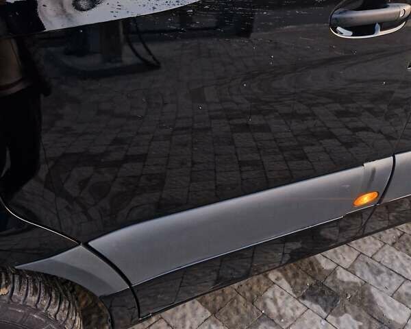 Черный Мерседес Sprinter, объемом двигателя 2.2 л и пробегом 268 тыс. км за 29261 $, фото 16 на Automoto.ua