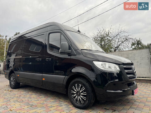 Черный Мерседес Sprinter, объемом двигателя 2.2 л и пробегом 200 тыс. км за 28500 $, фото 3 на Automoto.ua