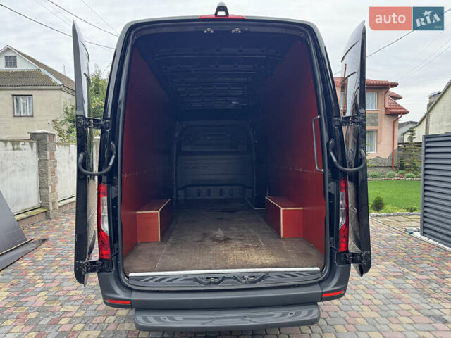 Черный Мерседес Sprinter, объемом двигателя 2.2 л и пробегом 257 тыс. км за 30990 $, фото 31 на Automoto.ua