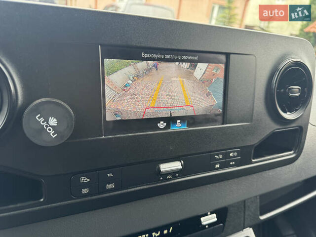 Черный Мерседес Sprinter, объемом двигателя 2.2 л и пробегом 257 тыс. км за 30990 $, фото 19 на Automoto.ua
