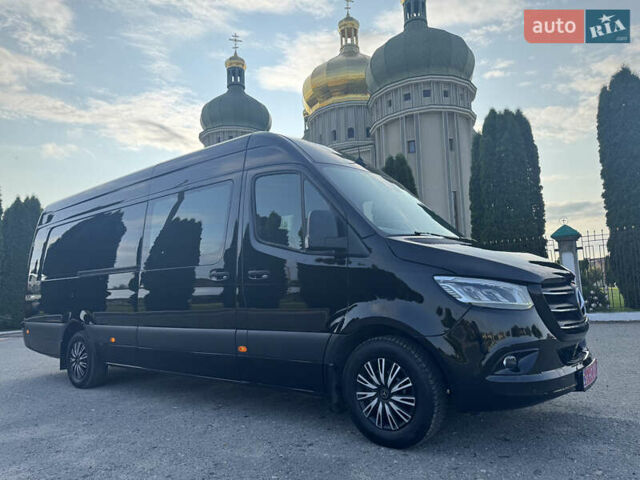 Черный Мерседес Sprinter, объемом двигателя 3 л и пробегом 120 тыс. км за 55990 $, фото 48 на Automoto.ua