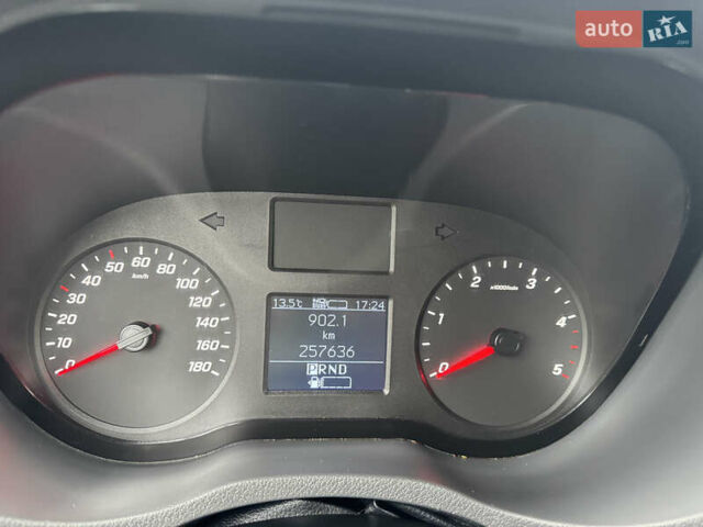 Черный Мерседес Sprinter, объемом двигателя 2.2 л и пробегом 257 тыс. км за 30990 $, фото 22 на Automoto.ua