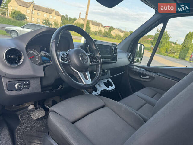Черный Мерседес Sprinter, объемом двигателя 3 л и пробегом 120 тыс. км за 55990 $, фото 28 на Automoto.ua