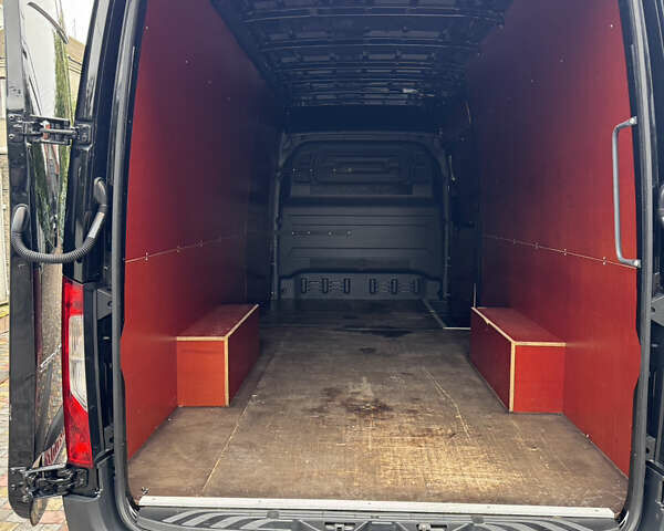 Черный Мерседес Sprinter, объемом двигателя 2.2 л и пробегом 257 тыс. км за 30990 $, фото 33 на Automoto.ua