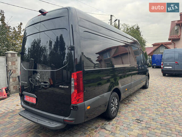 Черный Мерседес Sprinter, объемом двигателя 0 л и пробегом 257 тыс. км за 30550 $, фото 10 на Automoto.ua