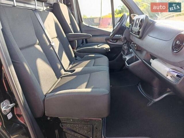 Черный Мерседес Sprinter, объемом двигателя 2.2 л и пробегом 278 тыс. км за 24700 $, фото 12 на Automoto.ua