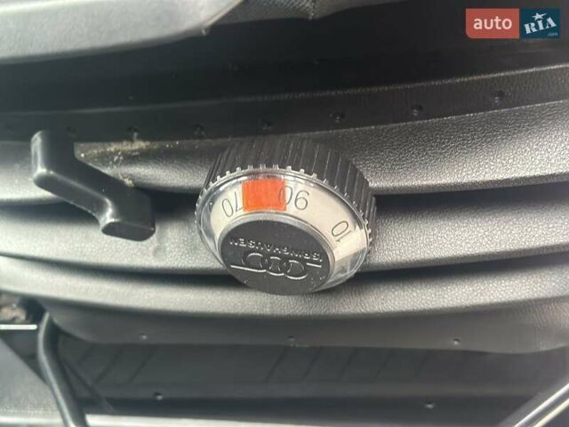 Чорний Мерседес Sprinter, об'ємом двигуна 2.99 л та пробігом 517 тис. км за 29990 $, фото 16 на Automoto.ua
