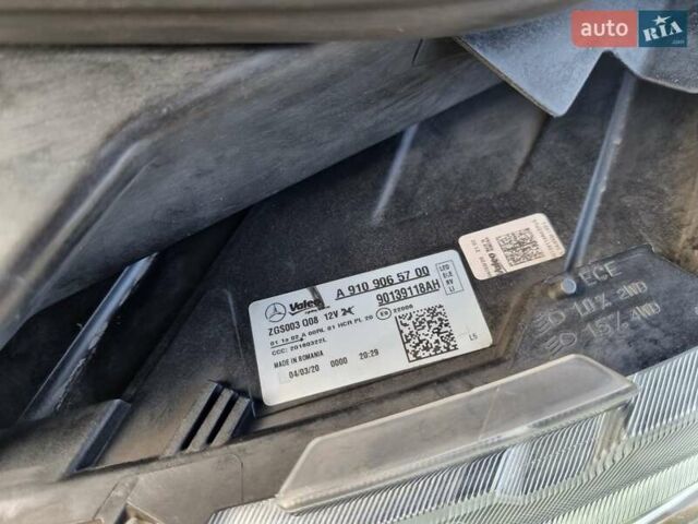 Черный Мерседес Sprinter, объемом двигателя 2.99 л и пробегом 596 тыс. км за 32250 $, фото 26 на Automoto.ua
