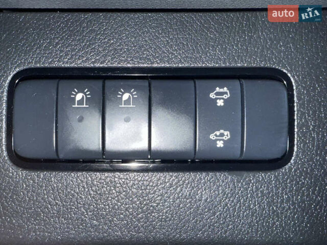 Черный Мерседес Sprinter, объемом двигателя 2.2 л и пробегом 349 тыс. км за 28900 $, фото 39 на Automoto.ua