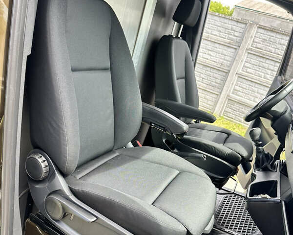 Чорний Мерседес Sprinter, об'ємом двигуна 2.2 л та пробігом 168 тис. км за 28500 $, фото 4 на Automoto.ua