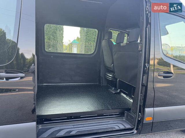 Черный Мерседес Sprinter, объемом двигателя 3 л и пробегом 120 тыс. км за 55990 $, фото 14 на Automoto.ua