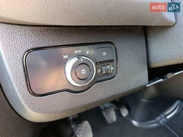 Черный Мерседес Sprinter, объемом двигателя 2.2 л и пробегом 278 тыс. км за 24700 $, фото 19 на Automoto.ua