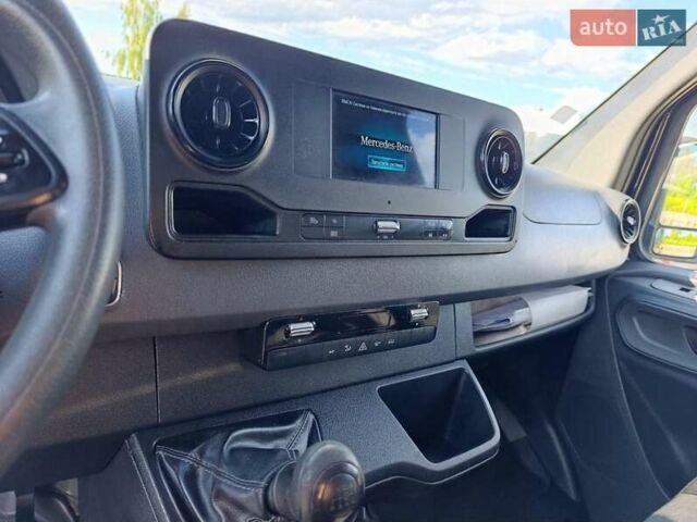 Черный Мерседес Sprinter, объемом двигателя 2.2 л и пробегом 278 тыс. км за 24700 $, фото 14 на Automoto.ua