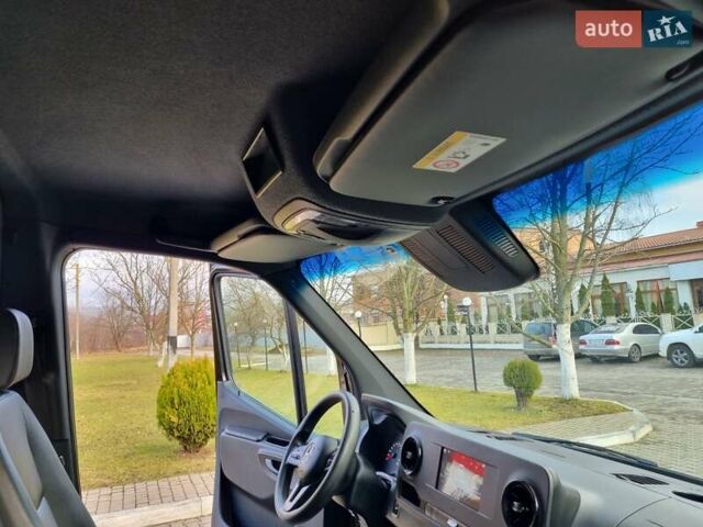 Черный Мерседес Sprinter, объемом двигателя 2.99 л и пробегом 596 тыс. км за 32250 $, фото 18 на Automoto.ua