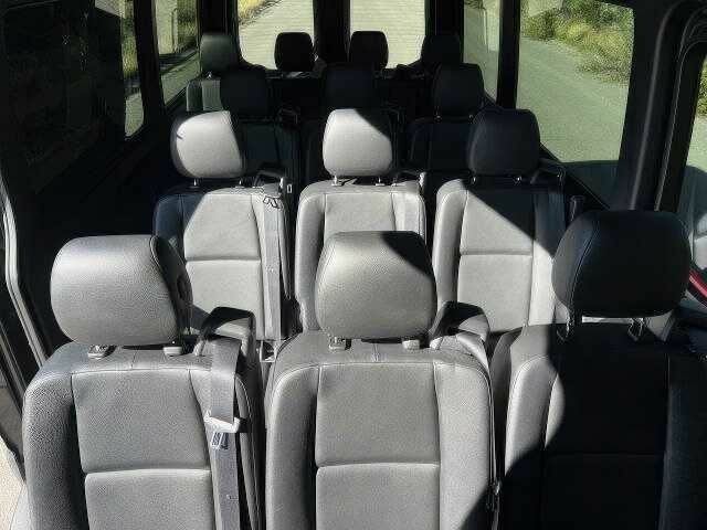 Черный Мерседес Sprinter, объемом двигателя 3 л и пробегом 34 тыс. км за 13500 $, фото 12 на Automoto.ua