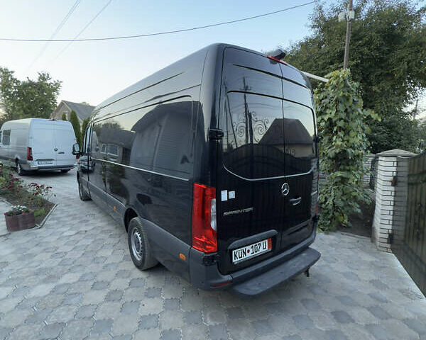 Чорний Мерседес Sprinter, об'ємом двигуна 0 л та пробігом 170 тис. км за 30124 $, фото 6 на Automoto.ua