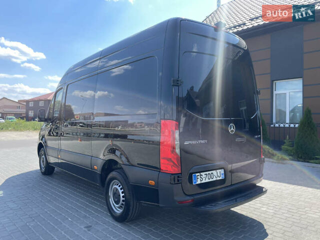 Черный Мерседес Sprinter, объемом двигателя 2.2 л и пробегом 207 тыс. км за 22000 $, фото 7 на Automoto.ua