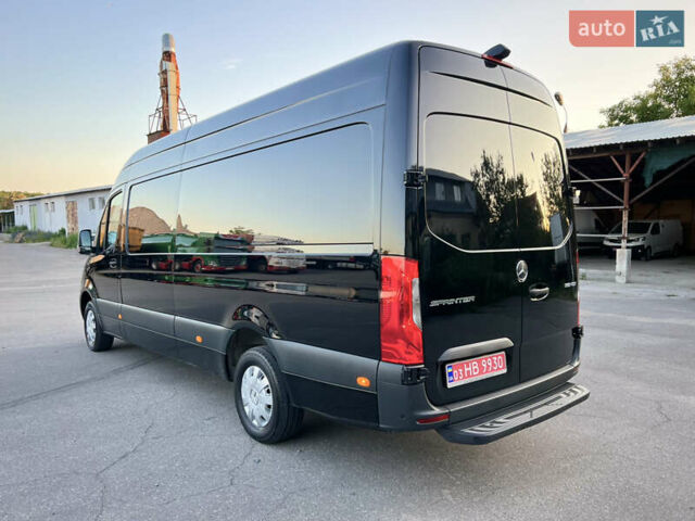 Черный Мерседес Sprinter, объемом двигателя 2.2 л и пробегом 247 тыс. км за 33900 $, фото 9 на Automoto.ua