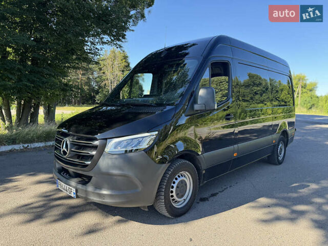Черный Мерседес Sprinter, объемом двигателя 2 л и пробегом 220 тыс. км за 33500 $, фото 3 на Automoto.ua