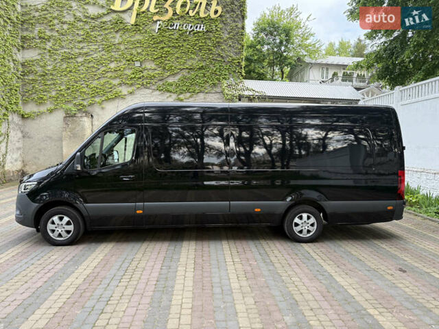 Чорний Мерседес Sprinter, об'ємом двигуна 3 л та пробігом 187 тис. км за 59354 $, фото 2 на Automoto.ua