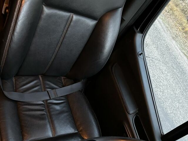 Черный Мерседес Sprinter, объемом двигателя 2 л и пробегом 280 тыс. км за 35000 $, фото 5 на Automoto.ua