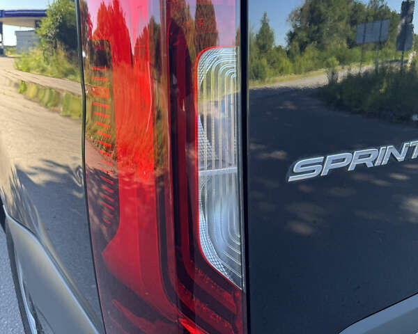Черный Мерседес Sprinter, объемом двигателя 2 л и пробегом 220 тыс. км за 33500 $, фото 27 на Automoto.ua