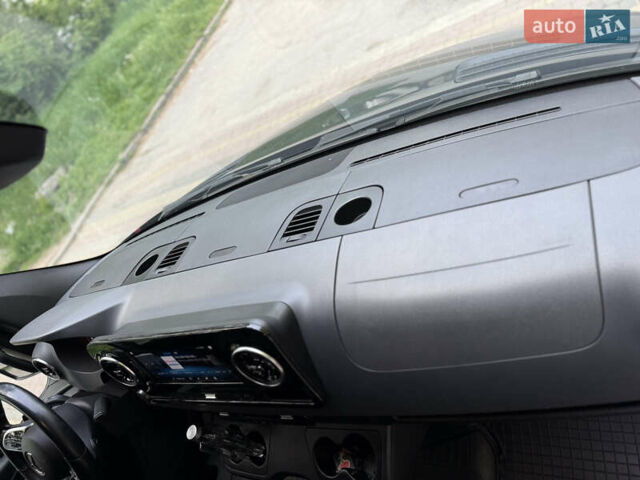 Чорний Мерседес Sprinter, об'ємом двигуна 3 л та пробігом 187 тис. км за 59354 $, фото 33 на Automoto.ua
