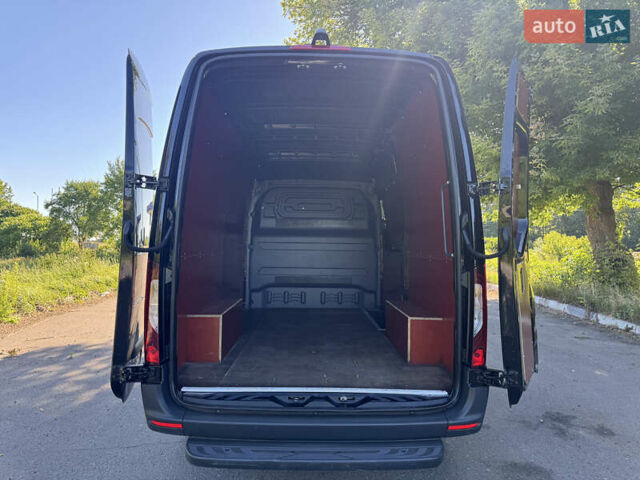 Черный Мерседес Sprinter, объемом двигателя 2 л и пробегом 220 тыс. км за 33500 $, фото 28 на Automoto.ua