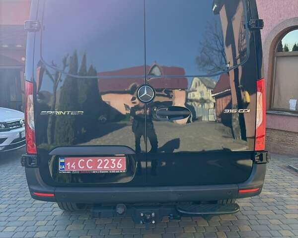 Черный Мерседес Sprinter, объемом двигателя 2.14 л и пробегом 209 тыс. км за 30500 $, фото 10 на Automoto.ua