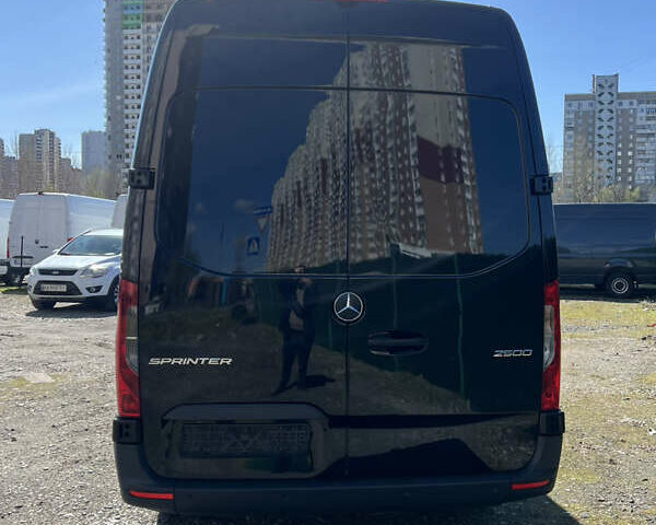 Черный Мерседес Sprinter, объемом двигателя 3 л и пробегом 130 тыс. км за 43500 $, фото 5 на Automoto.ua