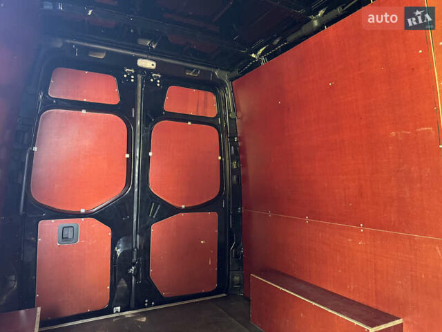 Черный Мерседес Sprinter, объемом двигателя 2 л и пробегом 220 тыс. км за 33500 $, фото 39 на Automoto.ua
