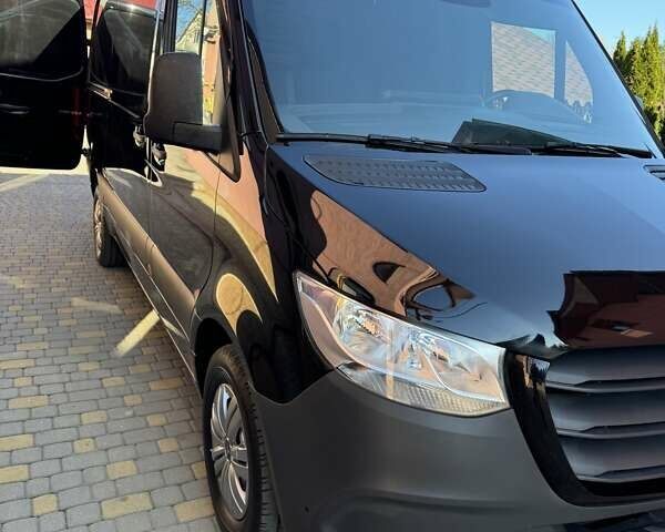 Черный Мерседес Sprinter, объемом двигателя 2.14 л и пробегом 209 тыс. км за 30500 $, фото 4 на Automoto.ua