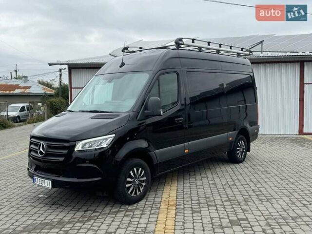 Черный Мерседес Sprinter, объемом двигателя 1.9 л и пробегом 92 тыс. км за 37700 $, фото 2 на Automoto.ua