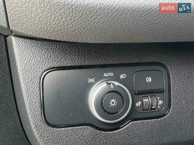 Черный Мерседес Sprinter, объемом двигателя 1.9 л и пробегом 92 тыс. км за 37700 $, фото 26 на Automoto.ua