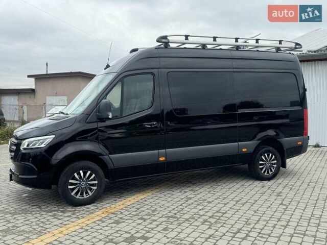 Черный Мерседес Sprinter, объемом двигателя 1.9 л и пробегом 92 тыс. км за 37700 $, фото 3 на Automoto.ua