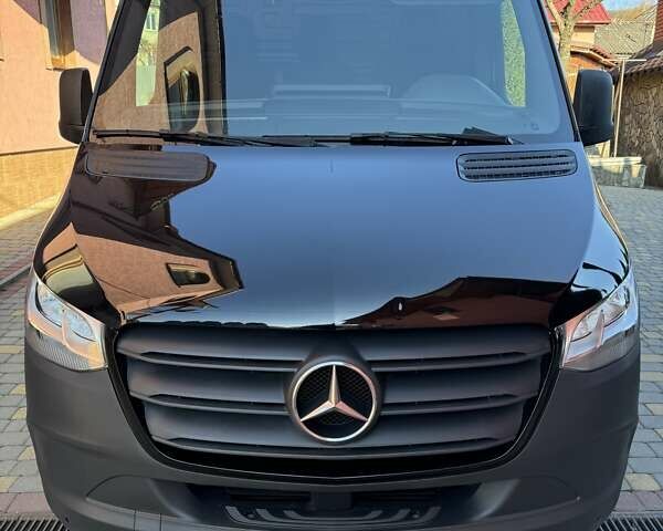 Черный Мерседес Sprinter, объемом двигателя 2.14 л и пробегом 209 тыс. км за 30500 $, фото 2 на Automoto.ua