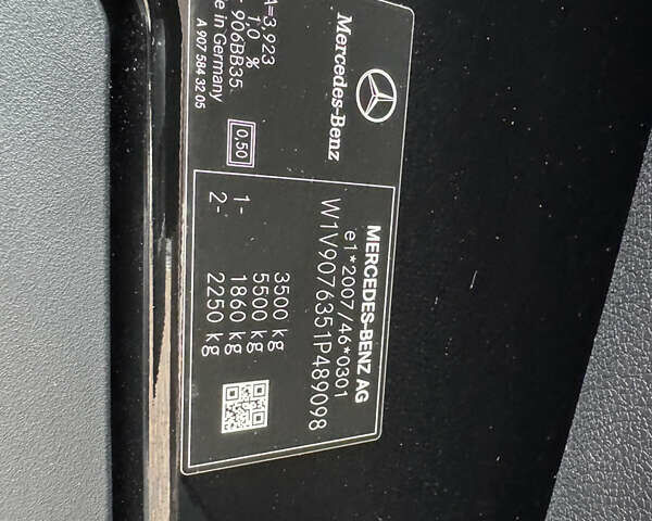 Чорний Мерседес Sprinter, об'ємом двигуна 2 л та пробігом 210 тис. км за 35800 $, фото 76 на Automoto.ua