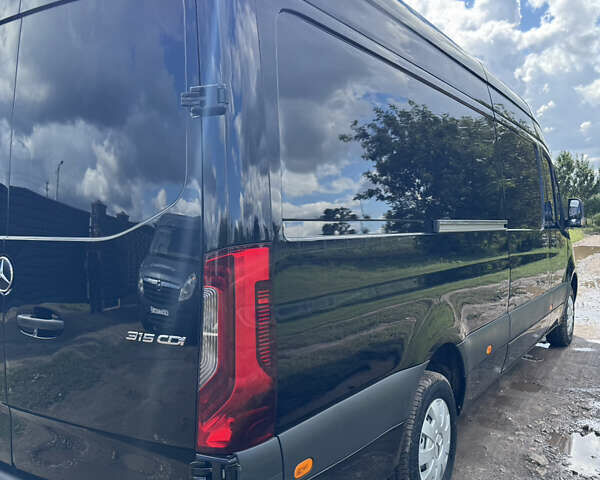 Чорний Мерседес Sprinter, об'ємом двигуна 2 л та пробігом 268 тис. км за 33900 $, фото 12 на Automoto.ua